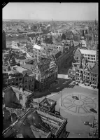 Marktplatz, Blick von St.-Petri-Dom, Juli/August 1947