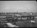 Eisenbahnbrücke, Bailey-Brücke, Bau Stephanibrücke, hinten Bunker Muggenburg, Hafen, Juli/August 1947