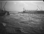 Weserwehr mit Hängebrücke, Hochwasser